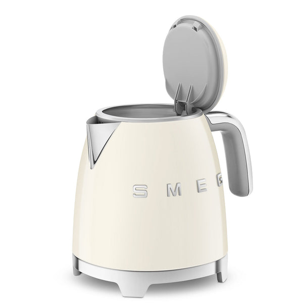 Smeg Mini Electric Kettle, Cream #KLF05CRUS