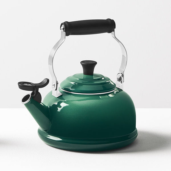 Le Creuset Stoneware Classic Whistling Kettle - Artichaut