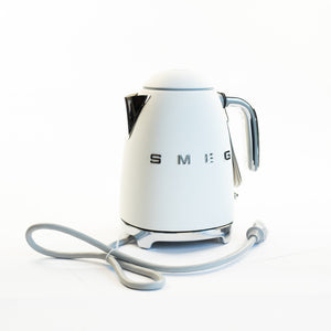 Open Box (#341) | Smeg Electric Tea Kettle, Matte White