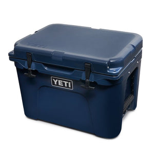 YETI Tundra 35 Hard Cooler, Navy
