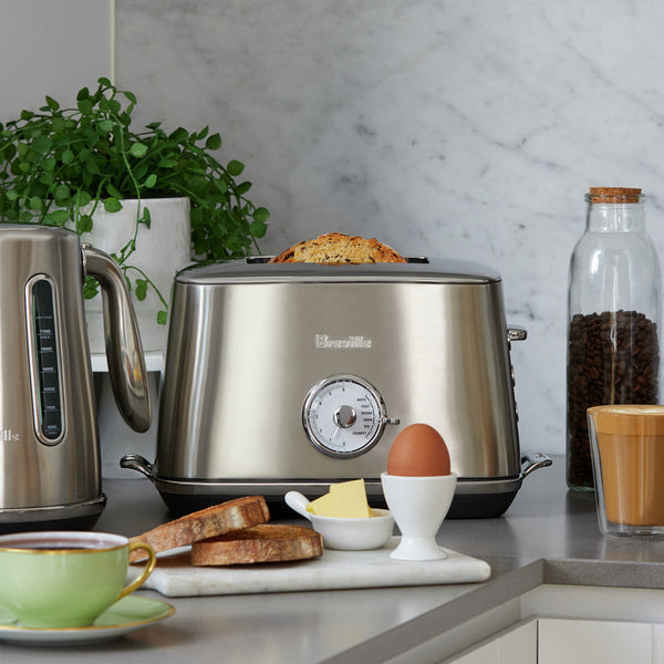 Breville The Toast Select Luxe Toaster, Royal Champagne