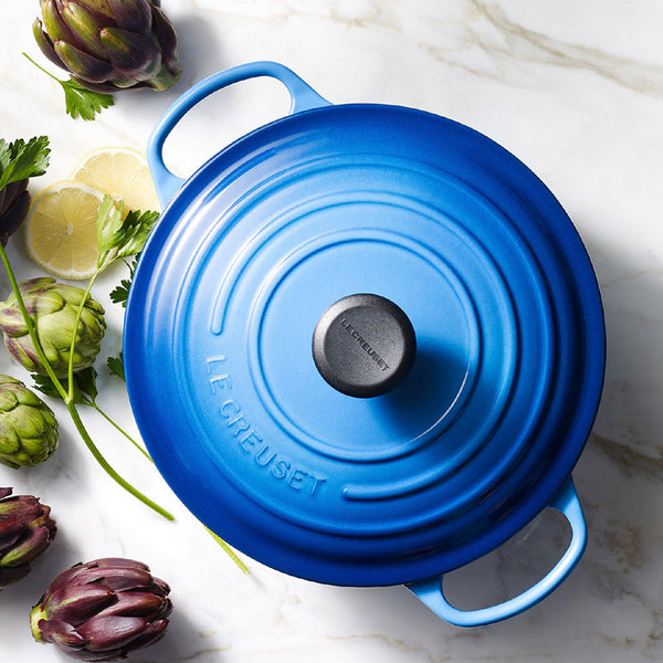 Le Creuset Signature Cast-Iron Round French Oven 5.3L - Blueberry