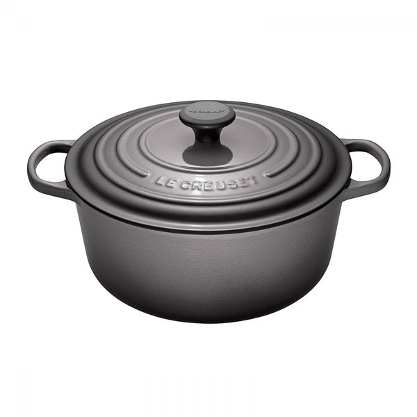 Le Creuset Signature Cast-Iron Round French Oven 6.7L - Oyster