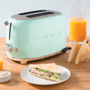 Smeg 2-Slice Toaster - Pastel Green