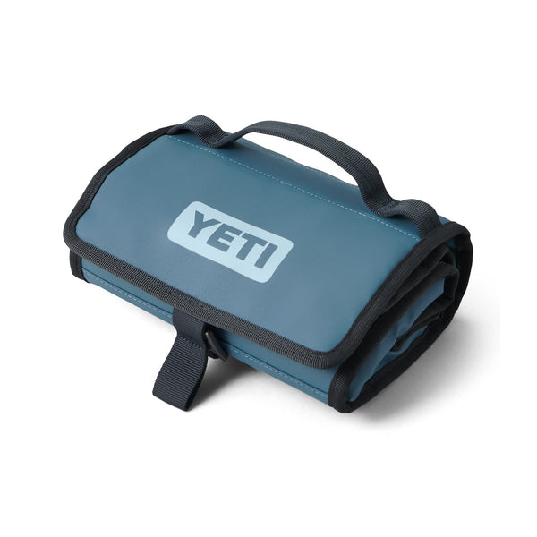 YETI Daytrip Lunch Bag, Nordic Blue